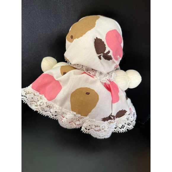 Vtg Handmade Little Girl Doll With Brown Braids With a Granny Hat Abstract Dress - Picture 6 of 7